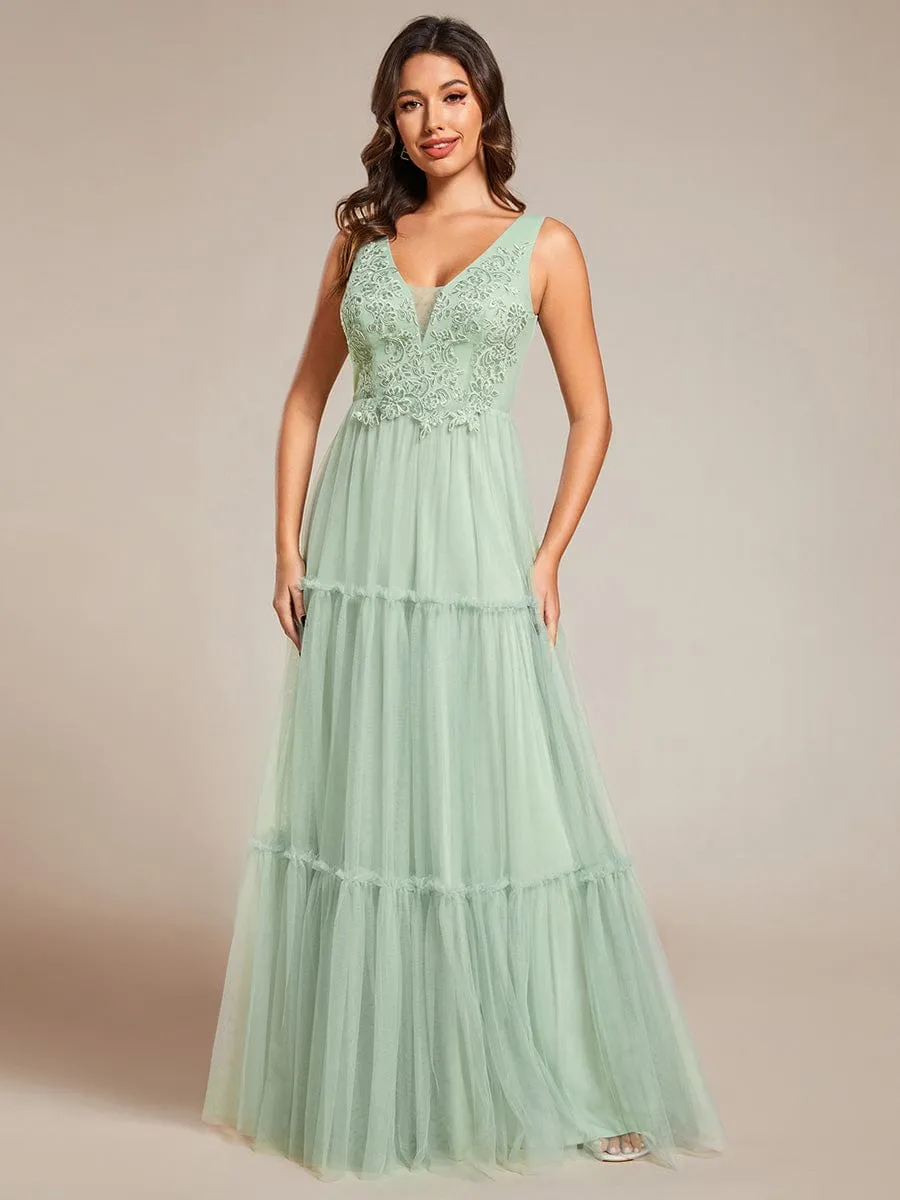 Chic See-Through Sleeveless Tulle Formal Evening Dress with Applique