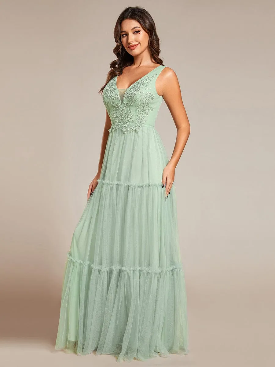 Chic See-Through Sleeveless Tulle Formal Evening Dress with Applique