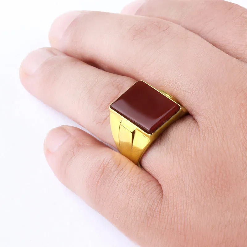 Men's Ring with Natural Red Agate Gemstone in 14k Yellow Gold